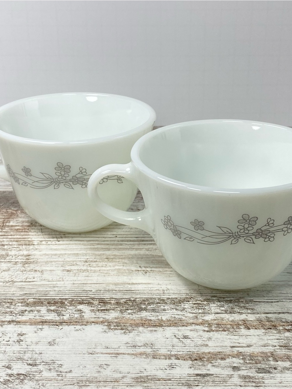 Vintage Pyrex Ribbon Bouquet 8 oz Cups Set of 2